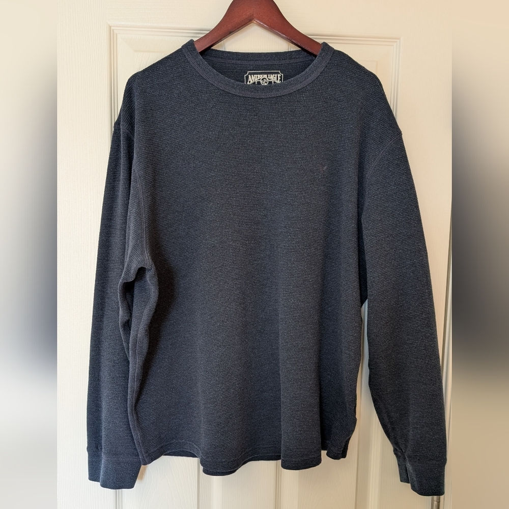 American Eagle Outfitters Dark Gray Long Sleeve Tee
